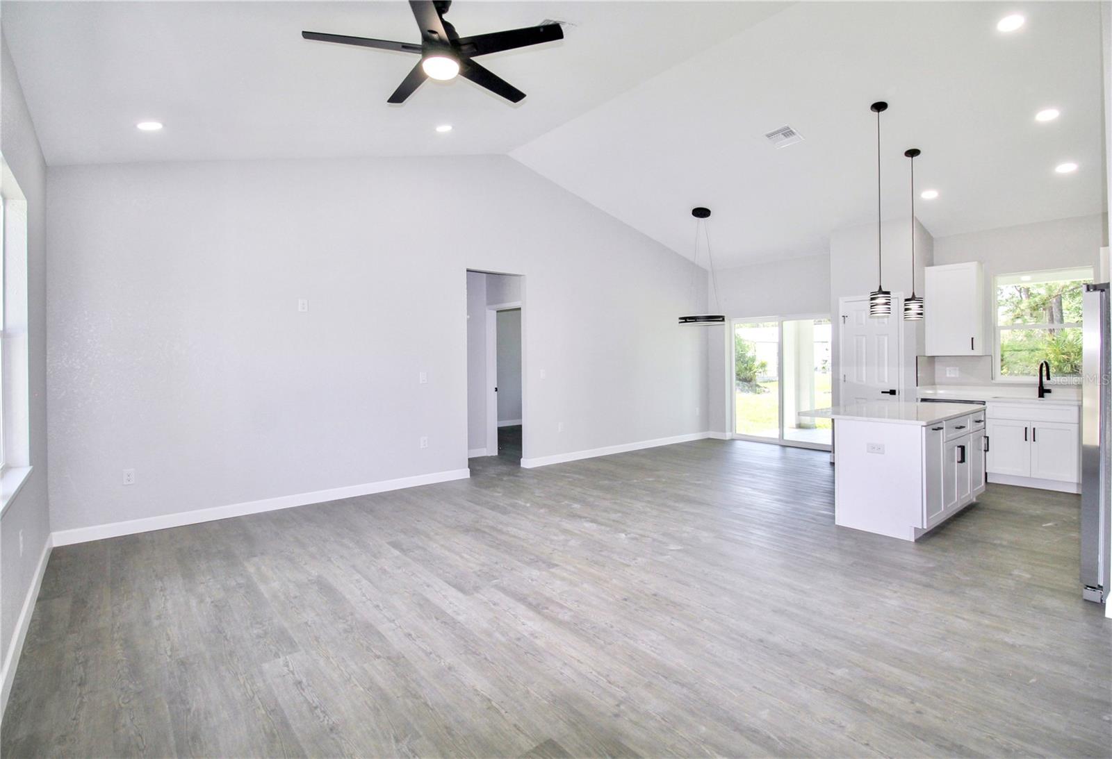 507 VOLVO AVE, SEBRING, FL, 33872
