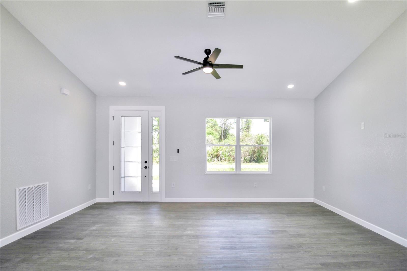 507 VOLVO AVE, SEBRING, FL, 33872