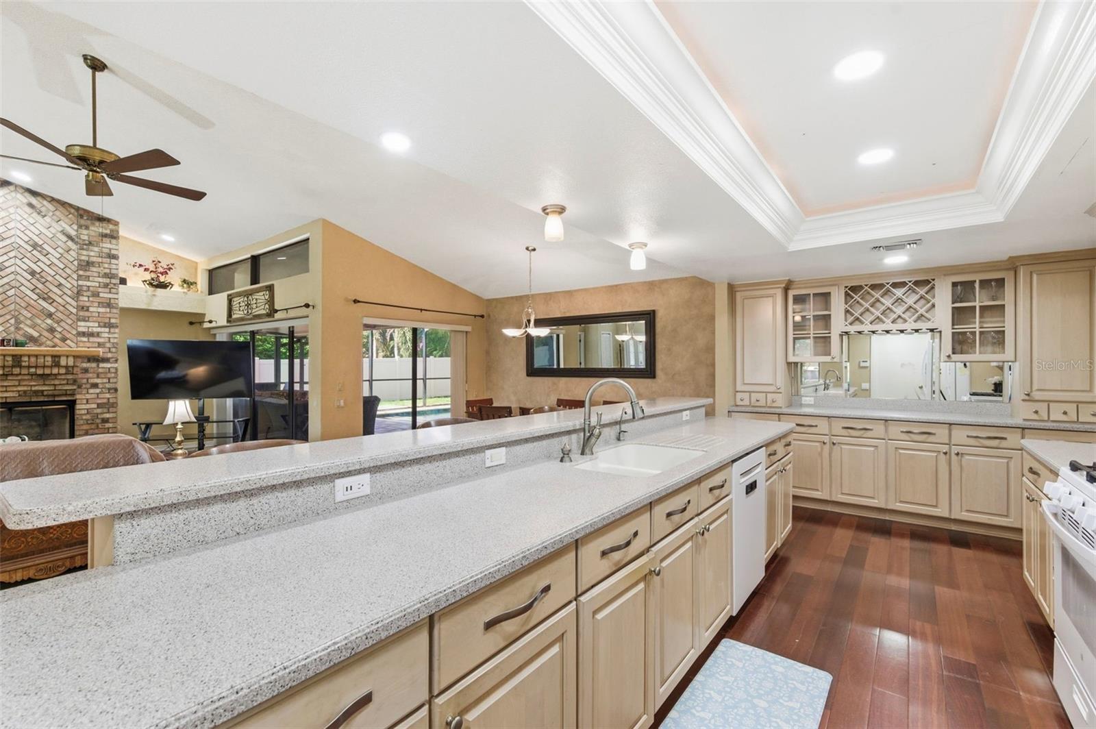 2418 ANTHONY AVE, CLEARWATER, FL, 33759