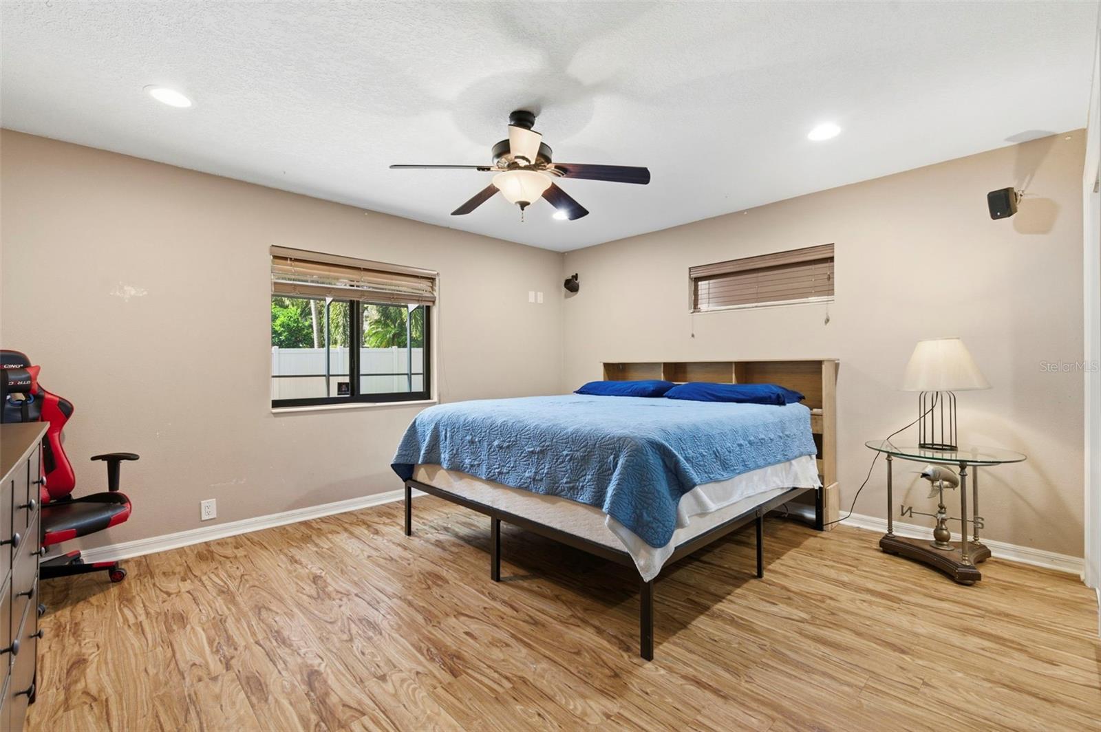 2418 ANTHONY AVE, CLEARWATER, FL, 33759