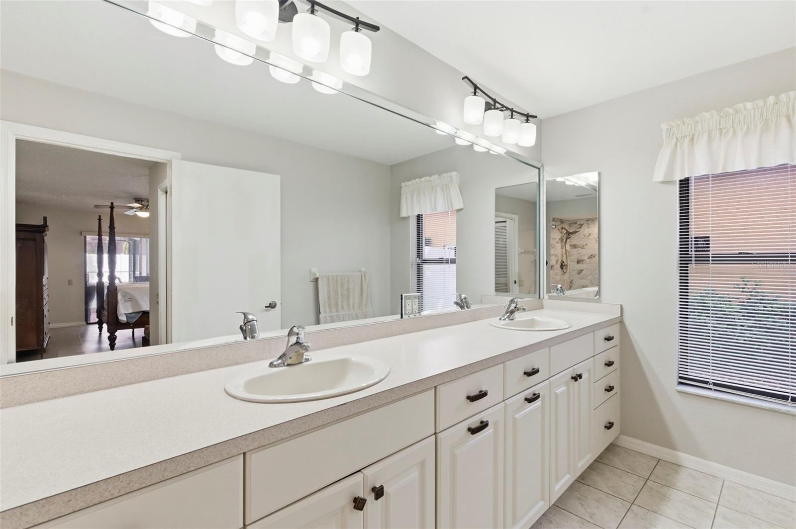 2418 ANTHONY AVE, CLEARWATER, FL, 33759