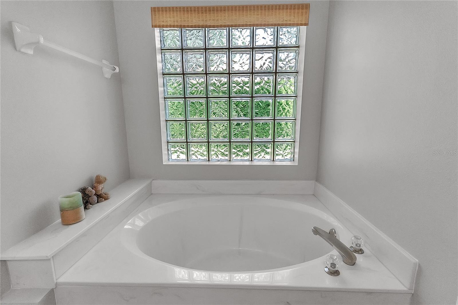 32 SHINNECOCK DR, PALM COAST, FL, 32137