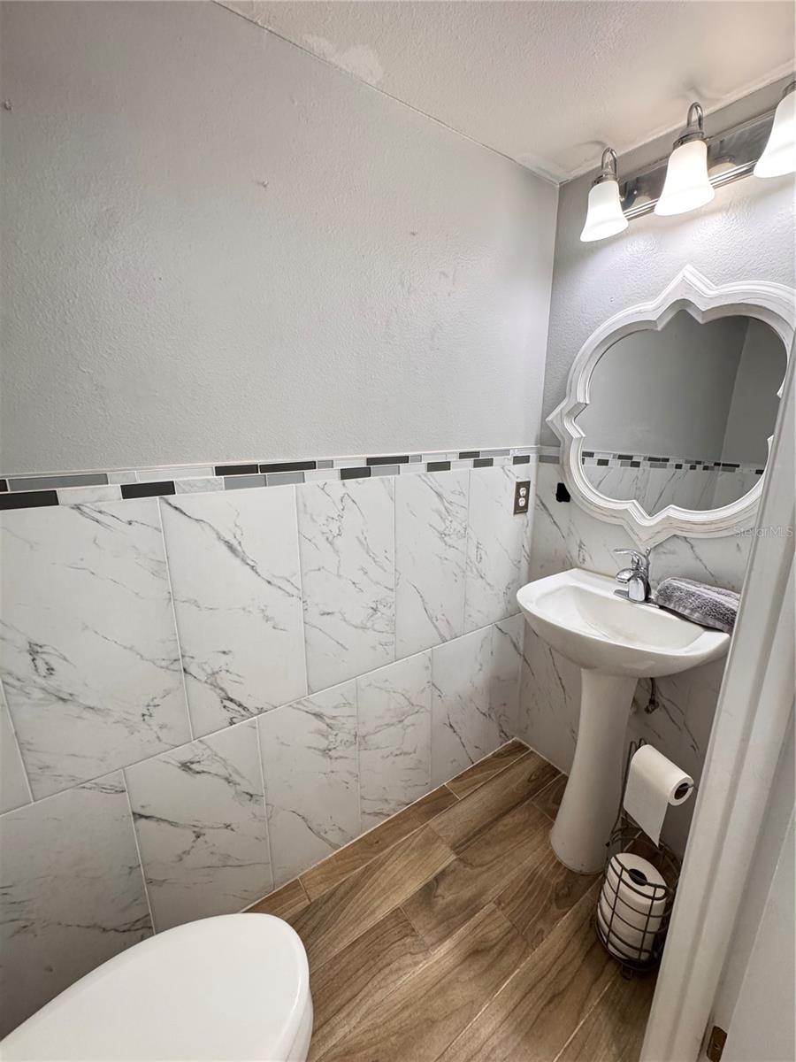 2050 CORNER GLEN DR, ORLANDO, FL, 32820