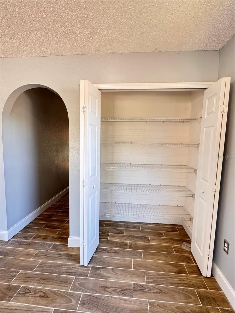 2050 CORNER GLEN DR, ORLANDO, FL, 32820