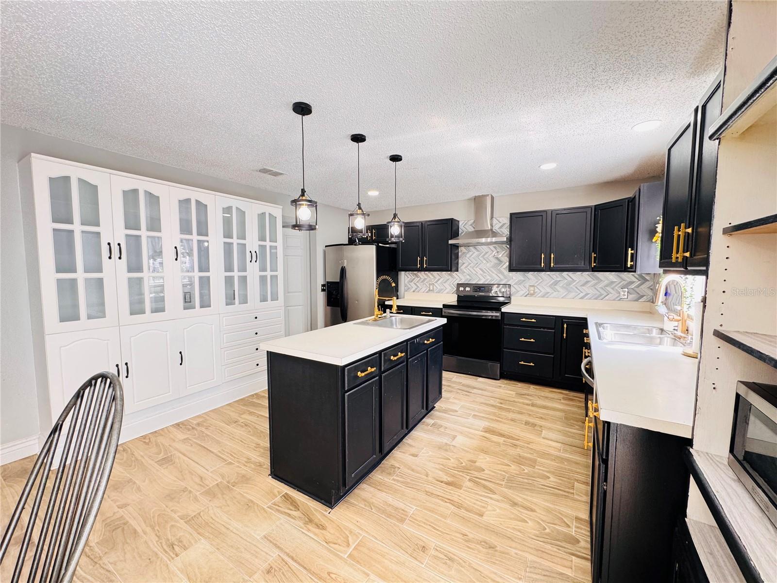 2050 CORNER GLEN DR, ORLANDO, FL, 32820