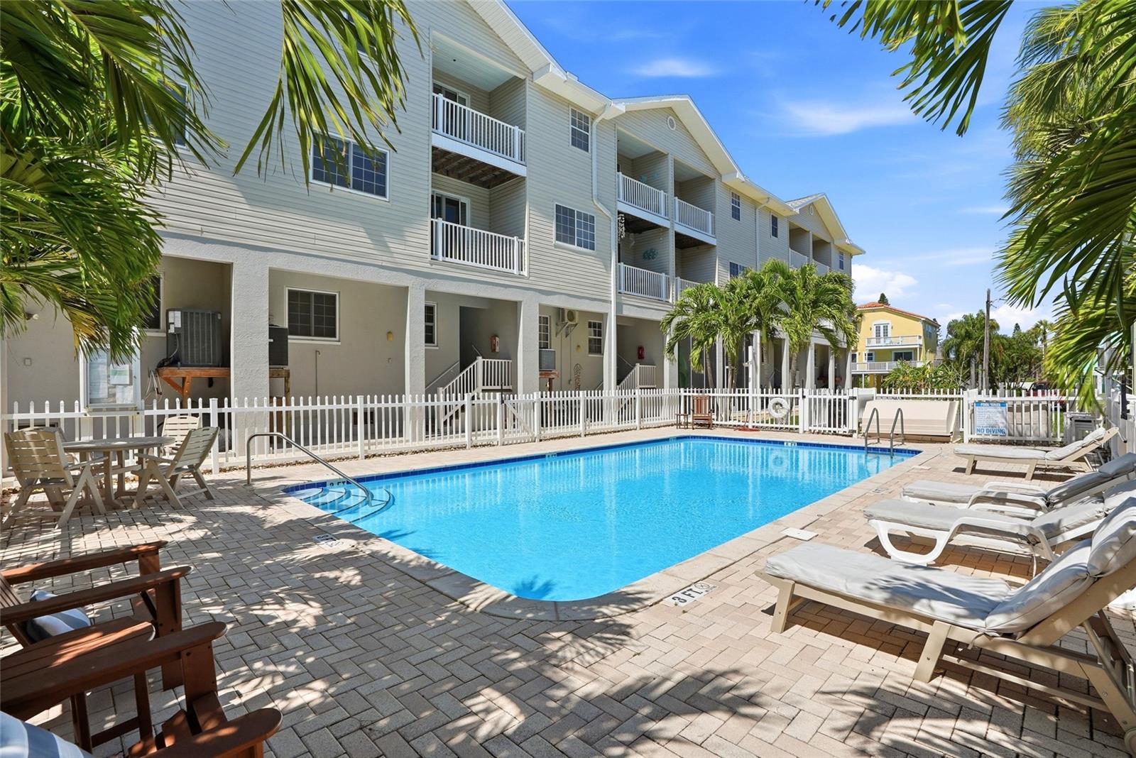 15467 GULF BLVD #8, ST PETERSBURG, FL, 33708