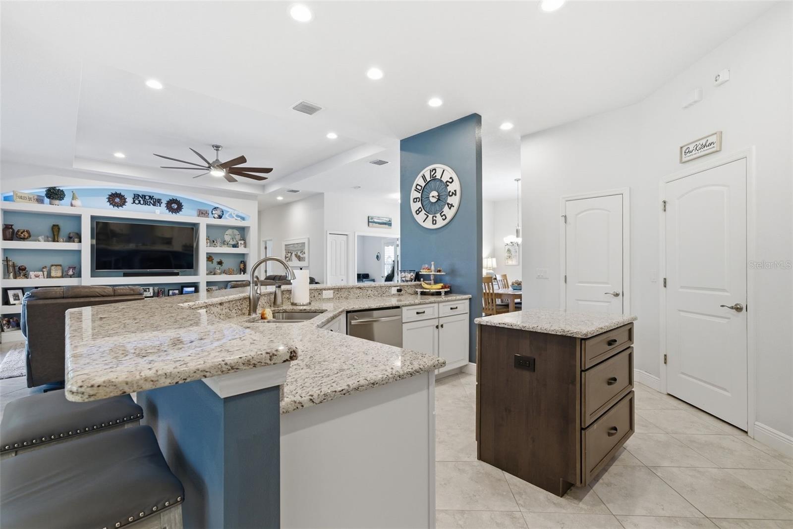 3840 CARDENAL AVE, SUN CITY CENTER, FL, 33573