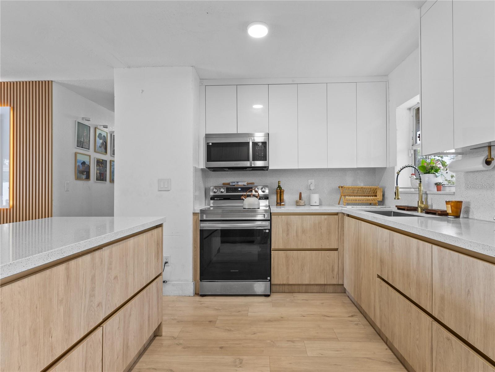 19244 NW 30TH CT, MIAMI GARDENS, FL, 33056