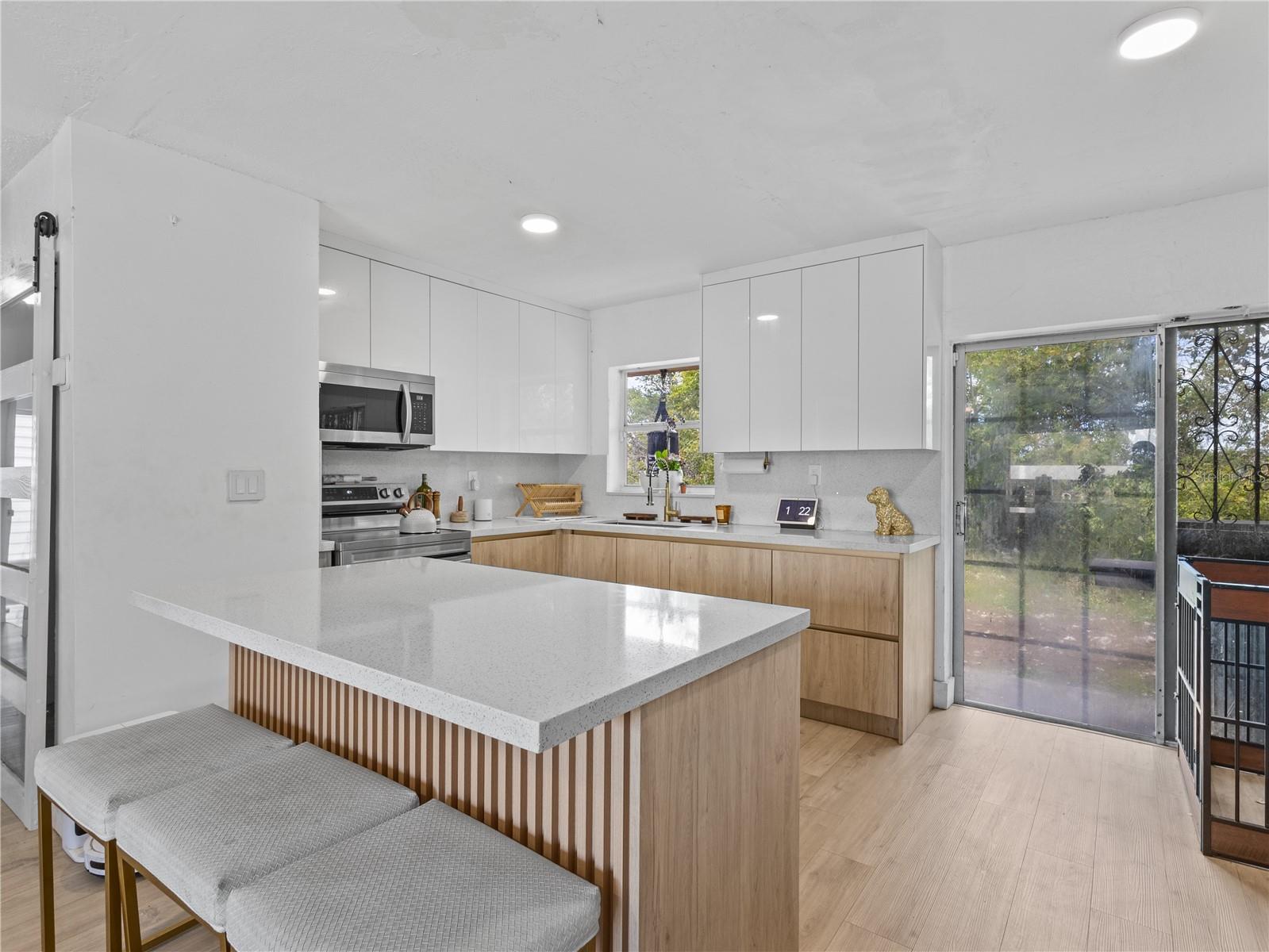 19244 NW 30TH CT, MIAMI GARDENS, FL, 33056