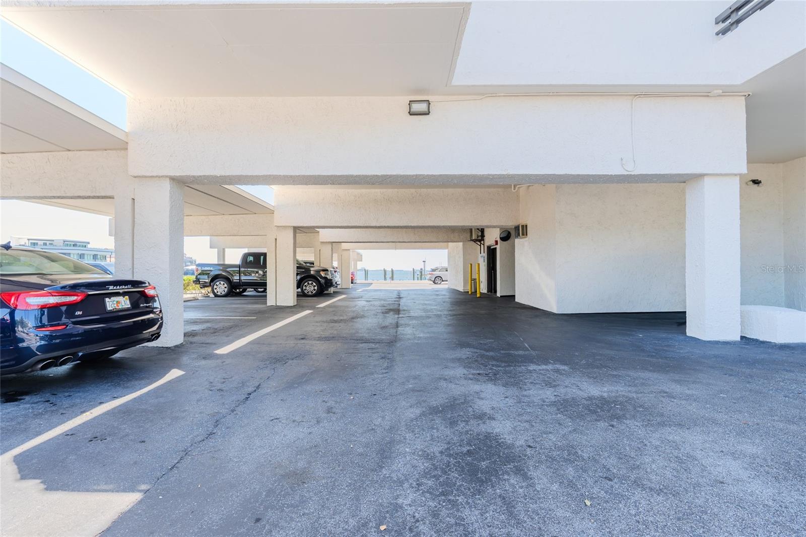 5700 MARINER ST #503A, TAMPA, FL, 33609