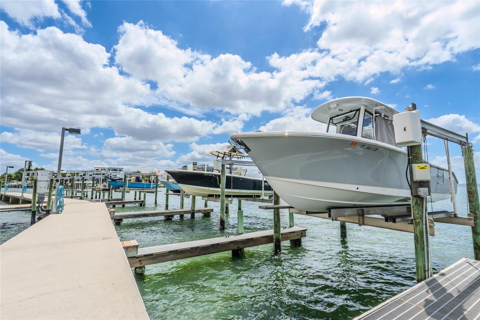 5700 MARINER ST #503A, TAMPA, FL, 33609