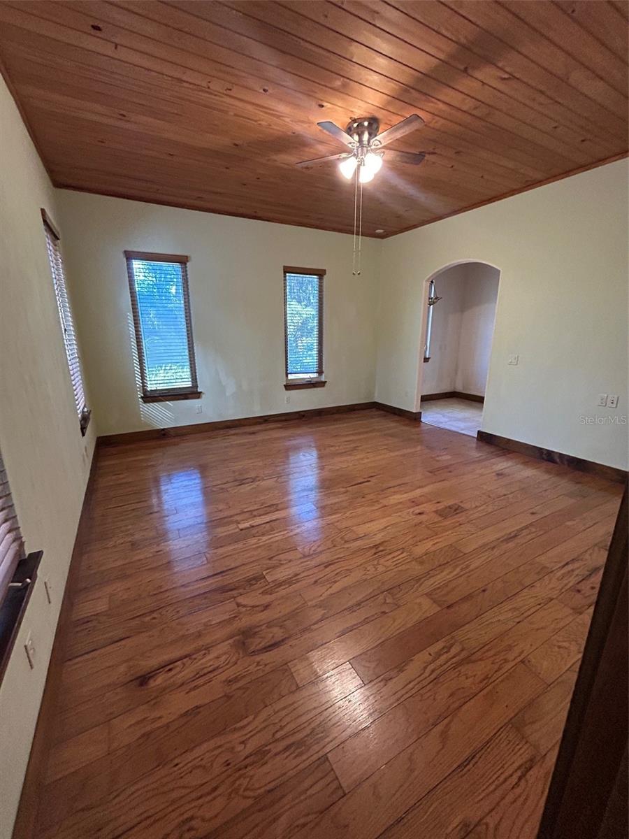 250 GARDEN ST, LAKE HELEN, FL, 32744