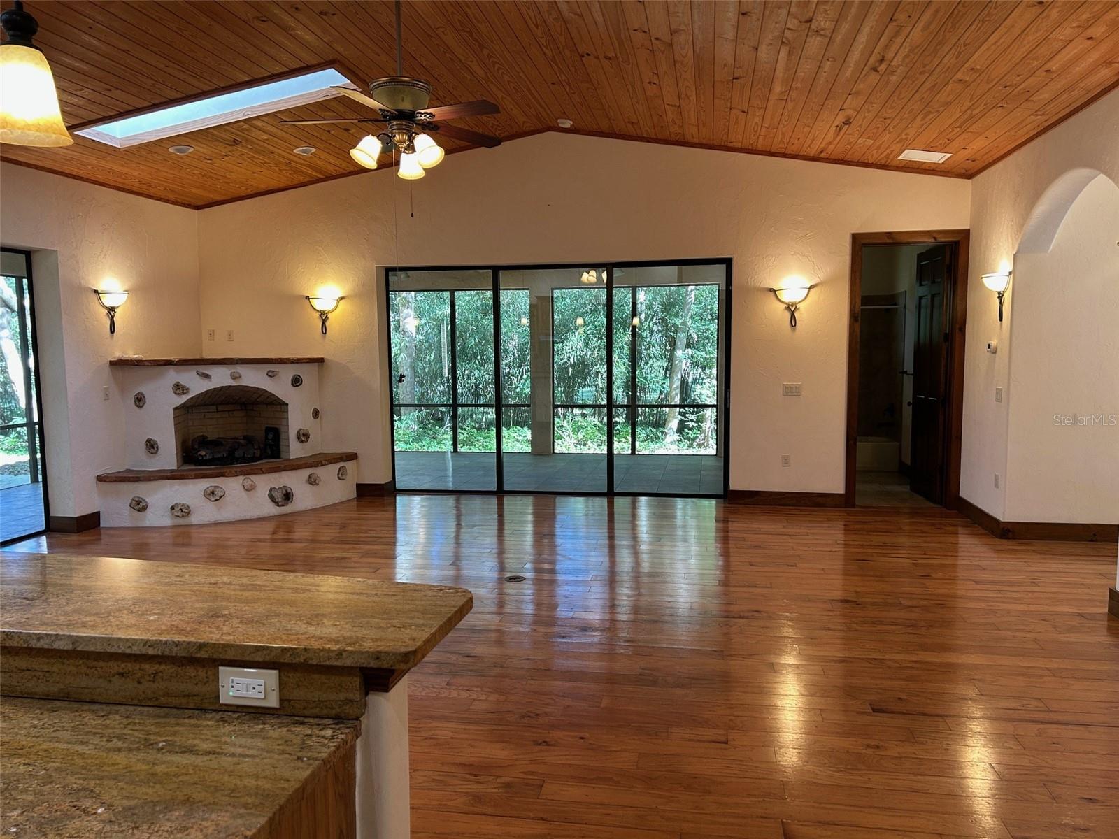 250 GARDEN ST, LAKE HELEN, FL, 32744