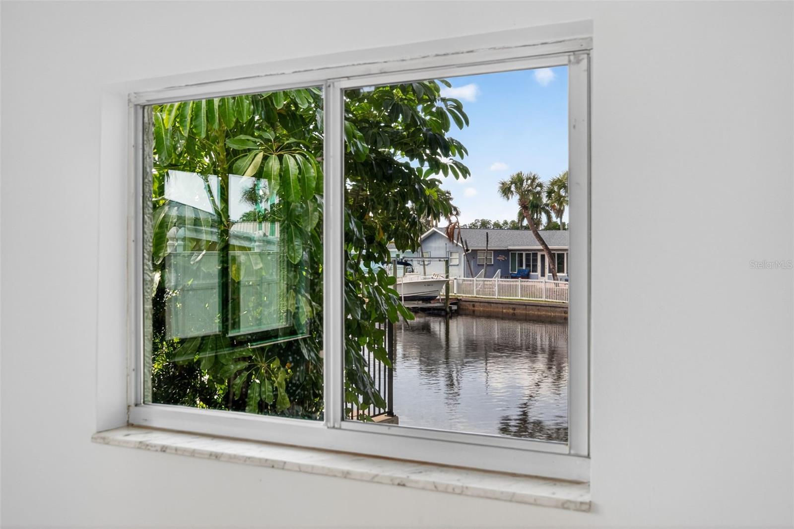 5200 14TH ST NE, ST PETERSBURG, FL, 33703