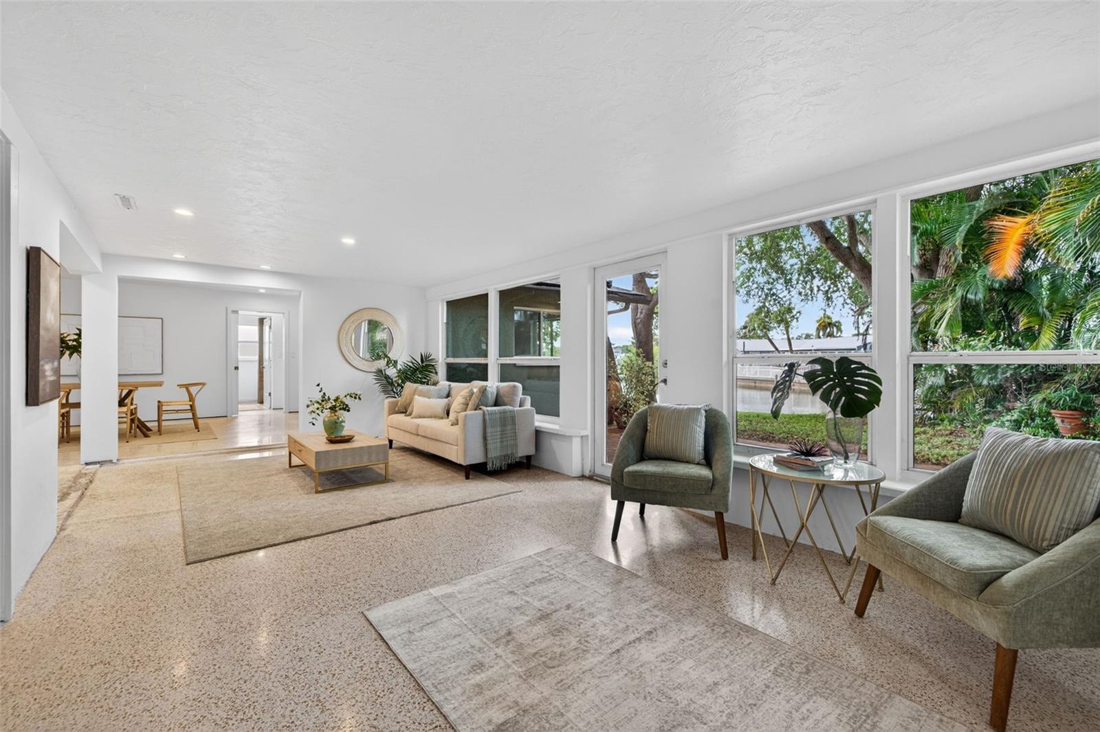 5200 14TH ST NE, ST PETERSBURG, FL, 33703