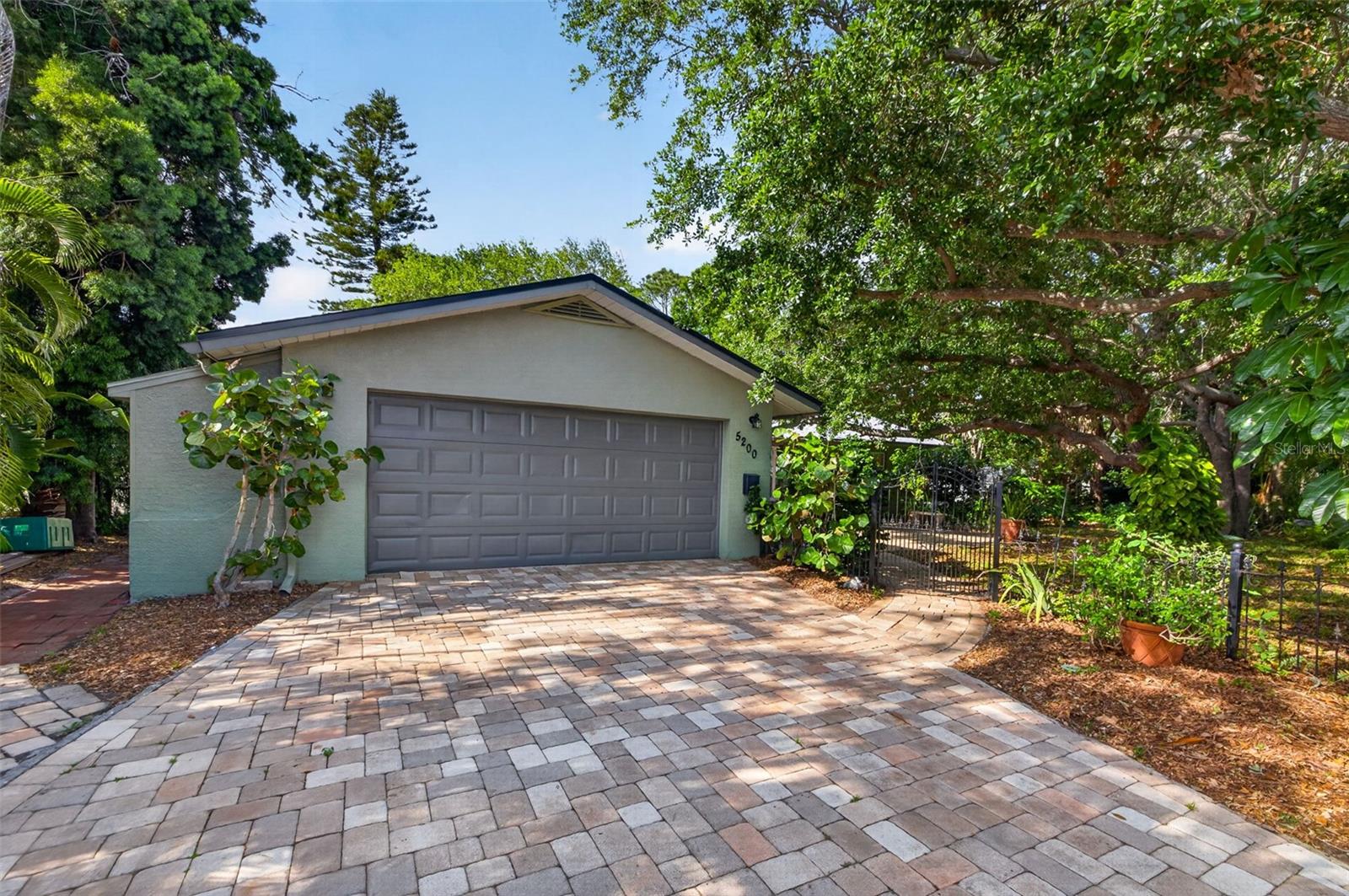 5200 14TH ST NE, ST PETERSBURG, FL, 33703