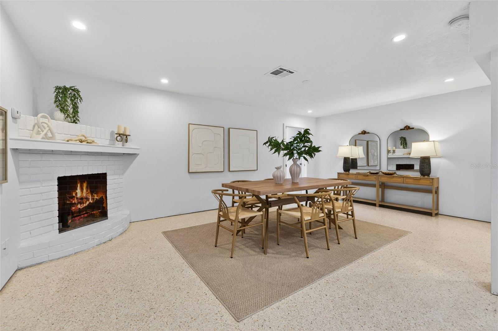 5200 14TH ST NE, ST PETERSBURG, FL, 33703