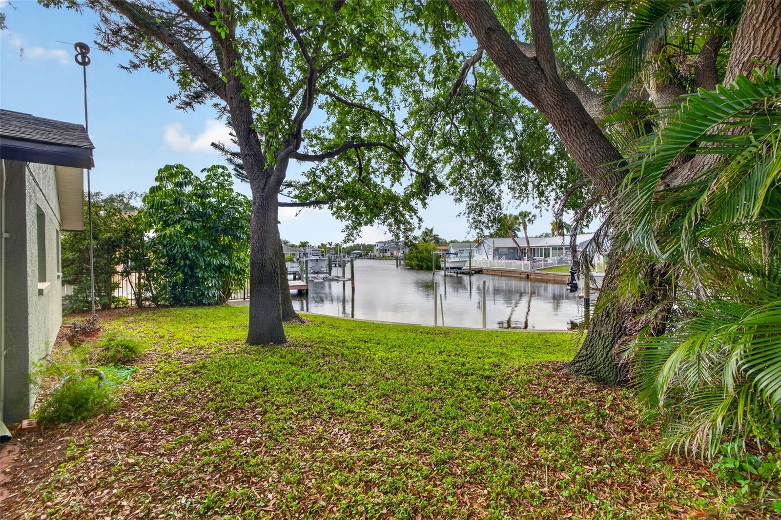 5200 14TH ST NE, ST PETERSBURG, FL, 33703