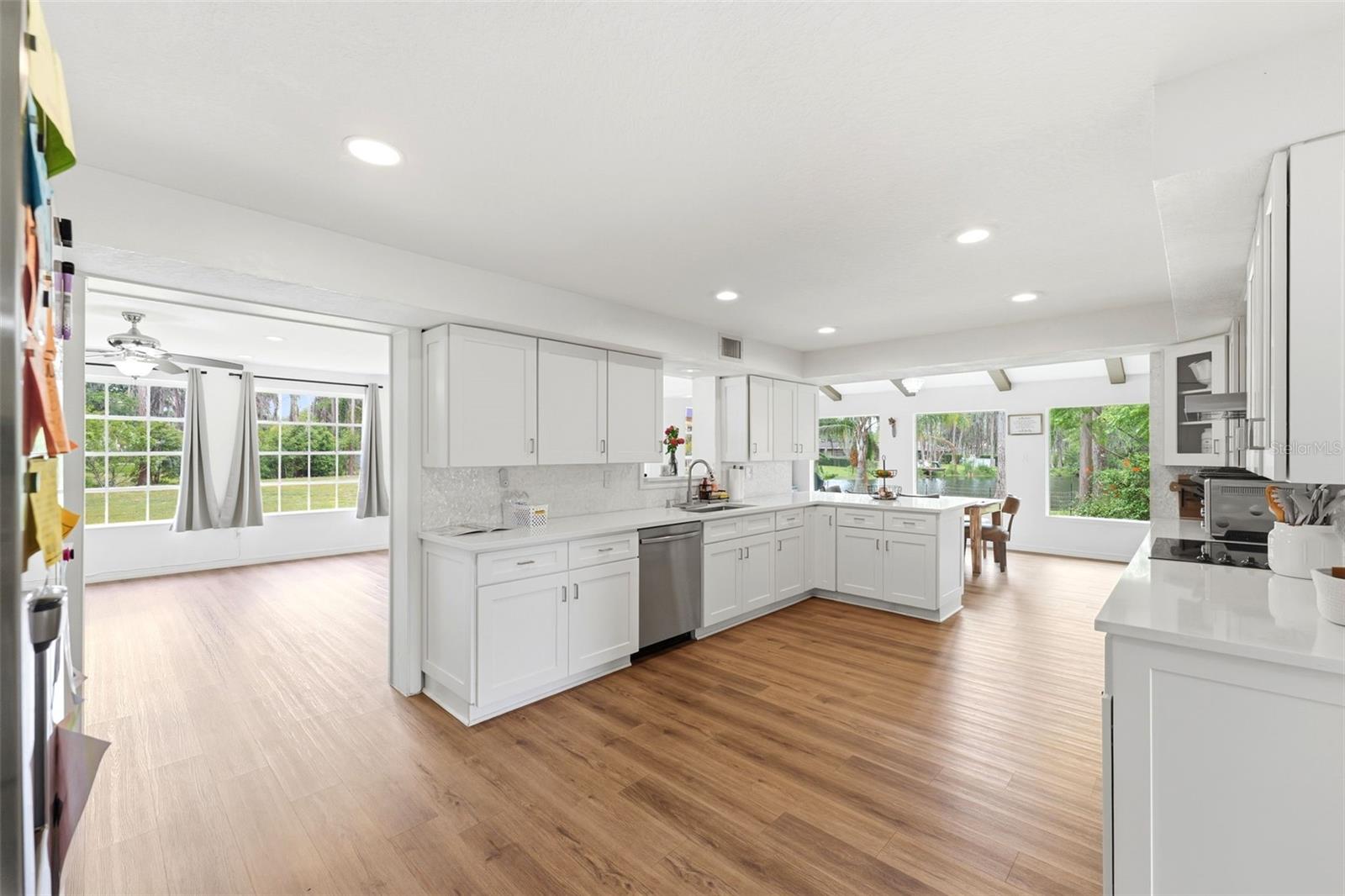 19003 CEDAR LN, LUTZ, FL, 33548