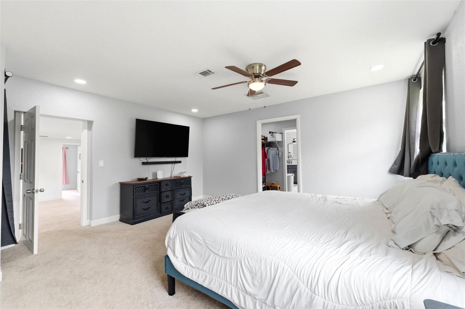 19003 CEDAR LN, LUTZ, FL, 33548