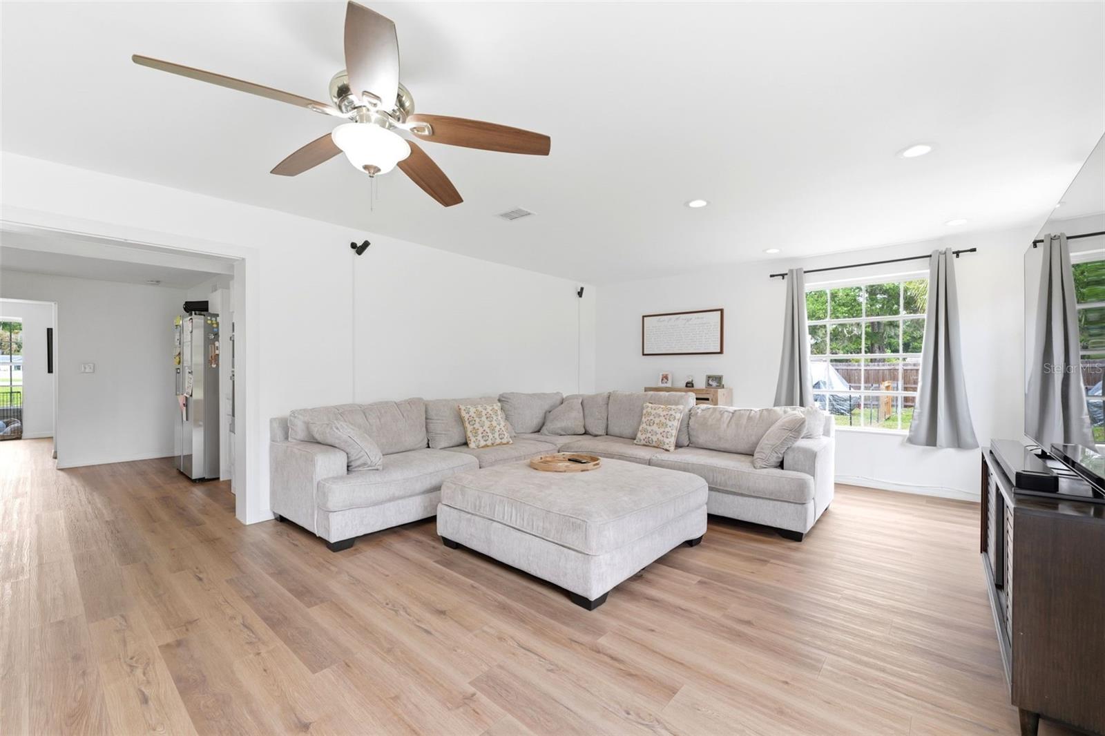 19003 CEDAR LN, LUTZ, FL, 33548