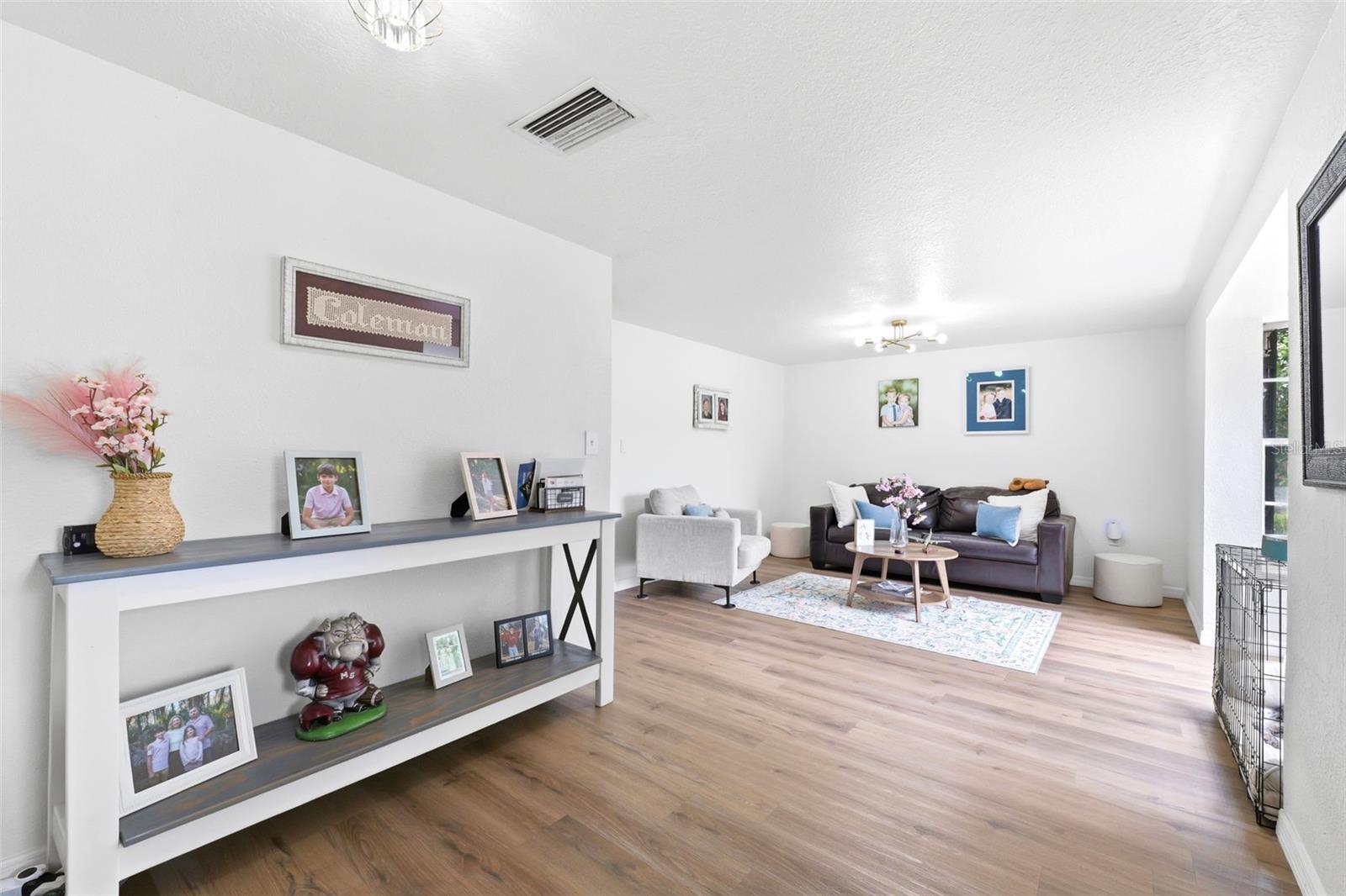 19003 CEDAR LN, LUTZ, FL, 33548