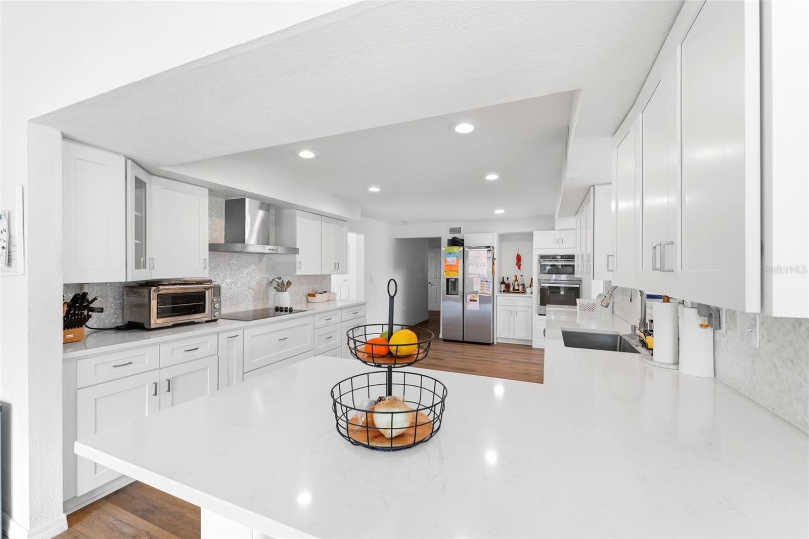 19003 CEDAR LN, LUTZ, FL, 33548