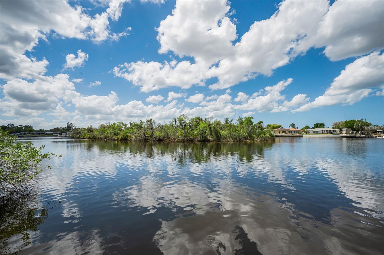 FLOTILLA, HOLIDAY, FL, 34690
