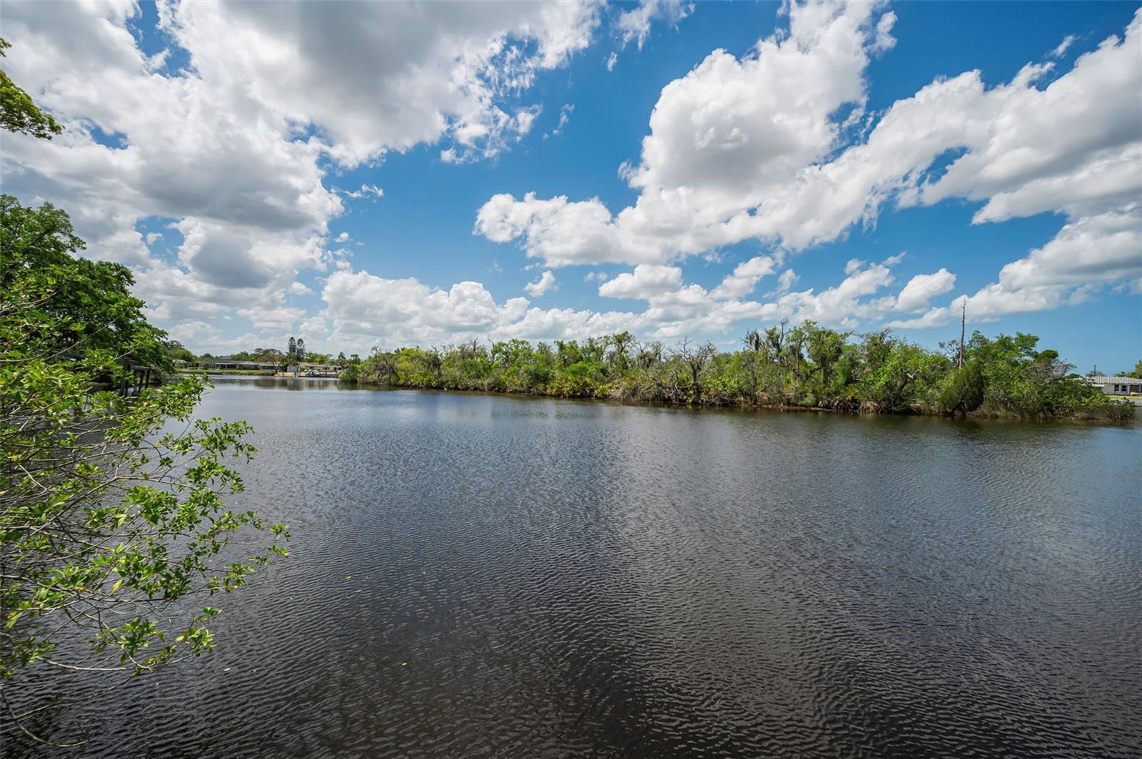 FLOTILLA, HOLIDAY, FL, 34690