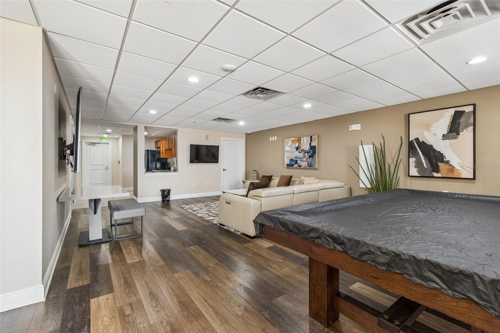 628 CLEVELAND ST #904, CLEARWATER, FL, 33755