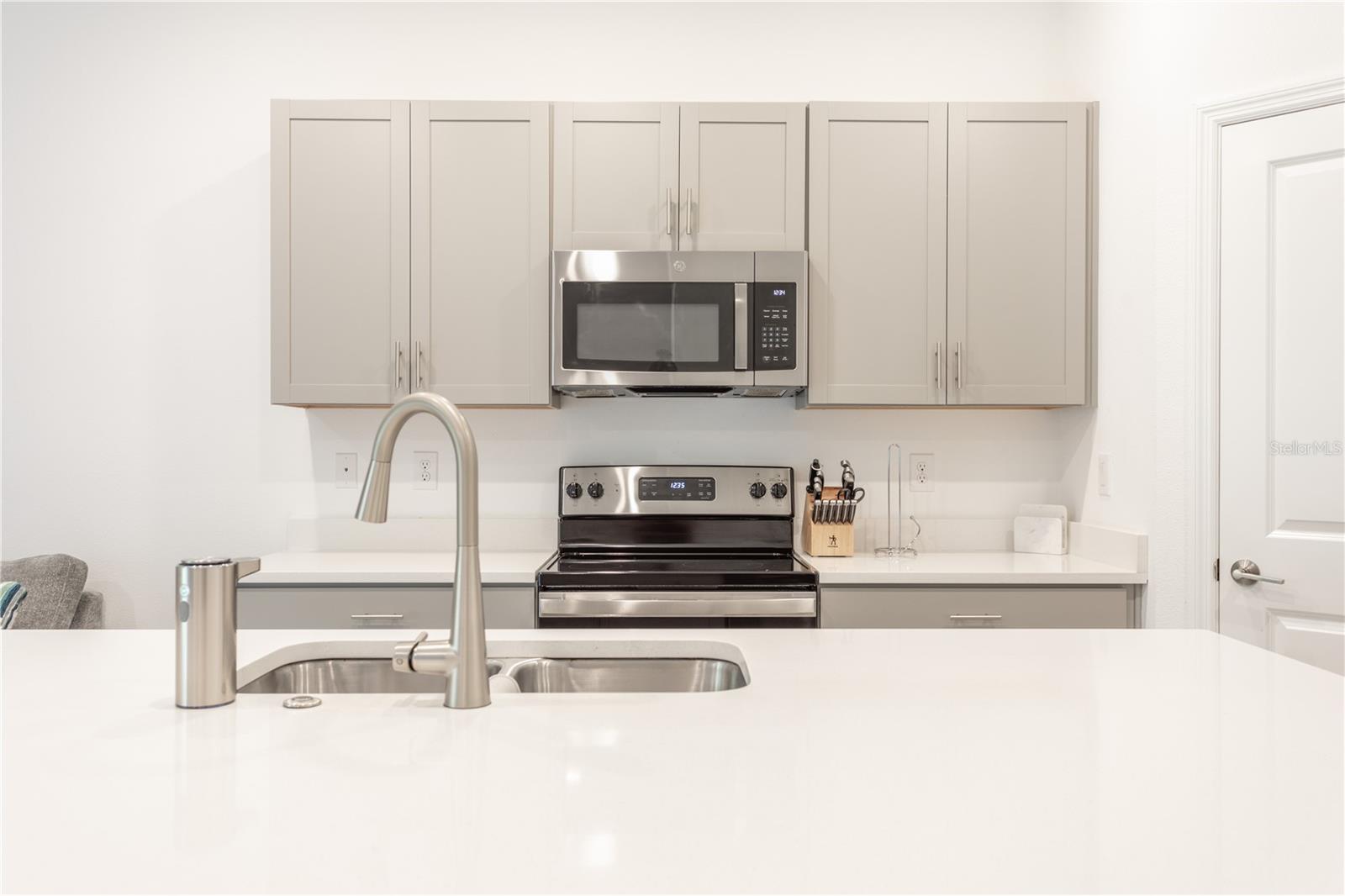 8473 LUNAR SKYE ST, SARASOTA, FL, 34241