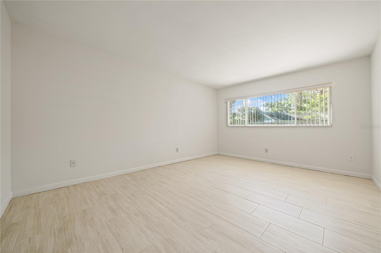 10403 LAKE CARROLL WAY, TAMPA, FL, 33618