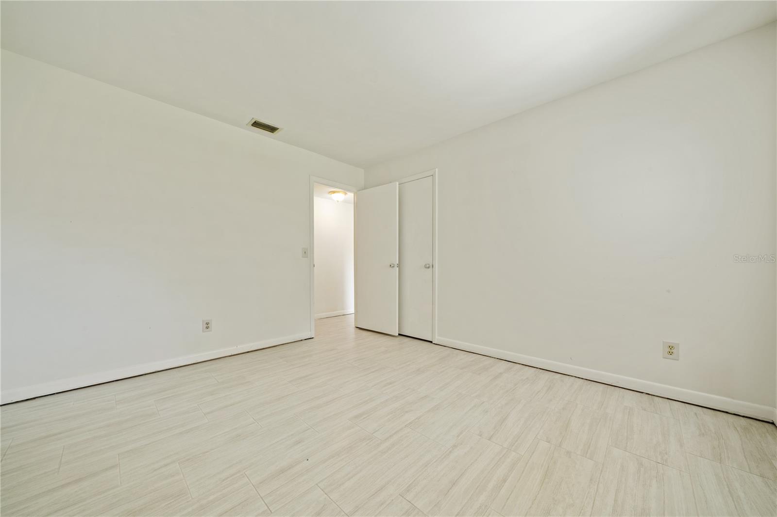 10403 LAKE CARROLL WAY, TAMPA, FL, 33618