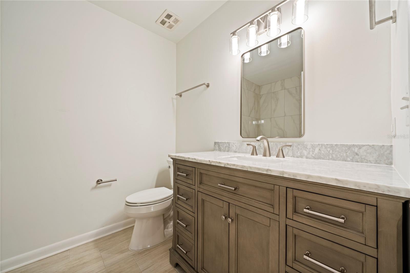 10403 LAKE CARROLL WAY, TAMPA, FL, 33618