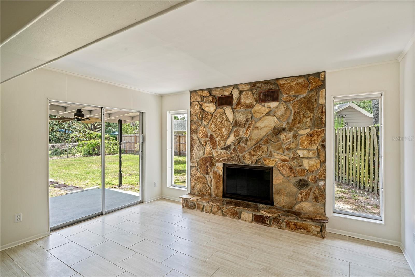 10403 LAKE CARROLL WAY, TAMPA, FL, 33618