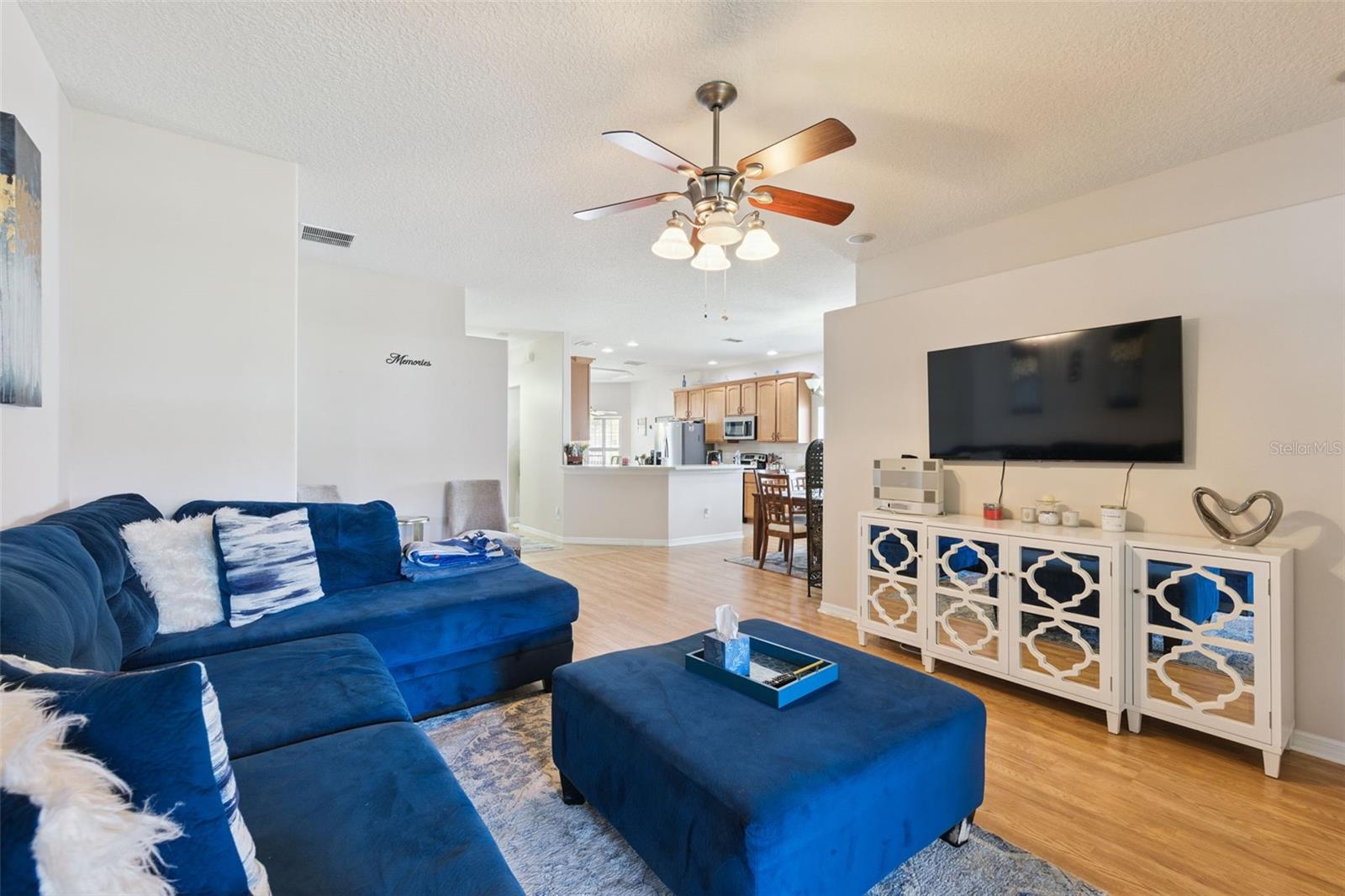 6220 N BELDON DR, MOUNT DORA, FL, 32757