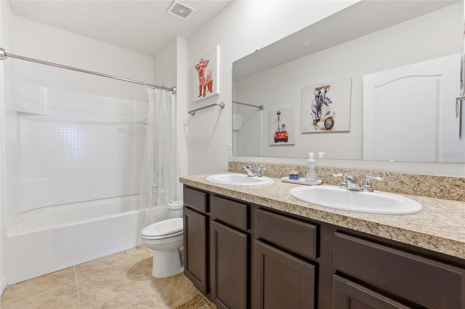 2557 SHAMROCK ST, TAVARES, FL, 32778