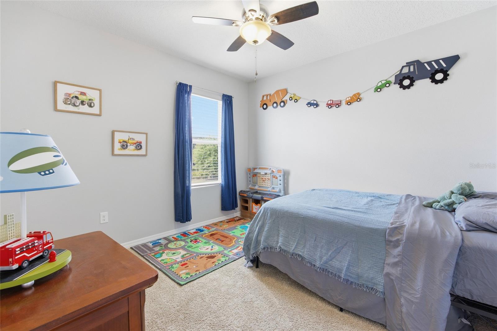 2557 SHAMROCK ST, TAVARES, FL, 32778