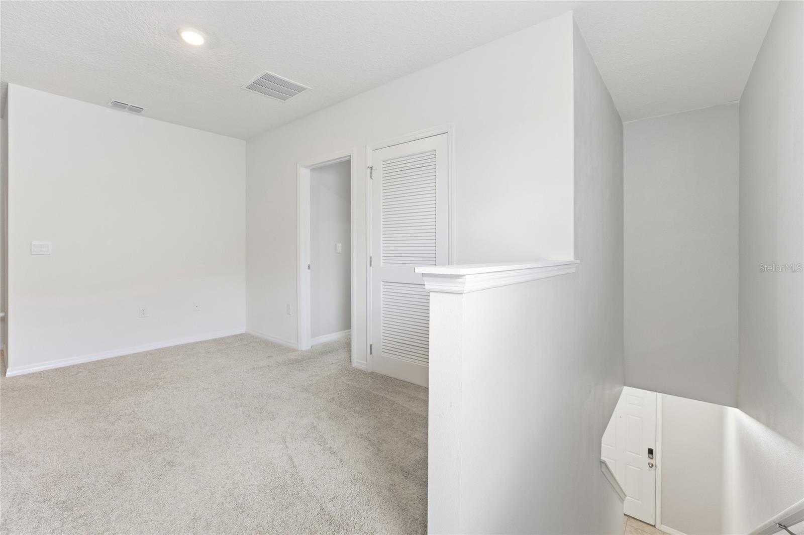 2557 SHAMROCK ST, TAVARES, FL, 32778