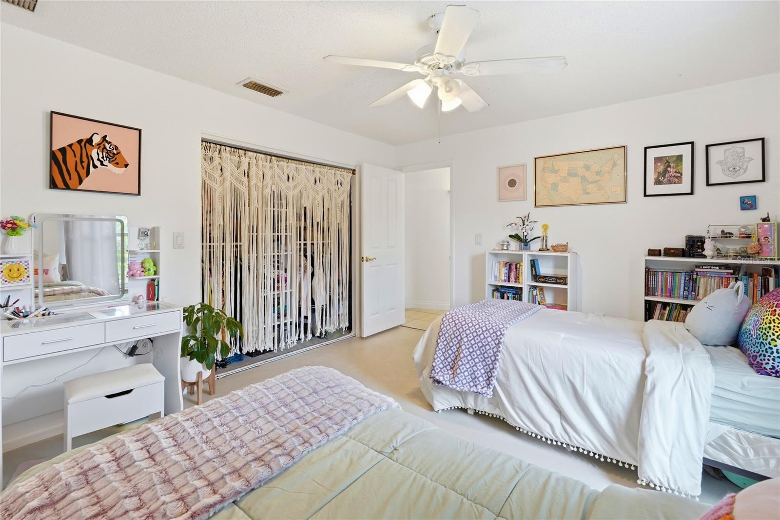 3927 COUNTRY VIEW LN, SARASOTA, FL, 34233