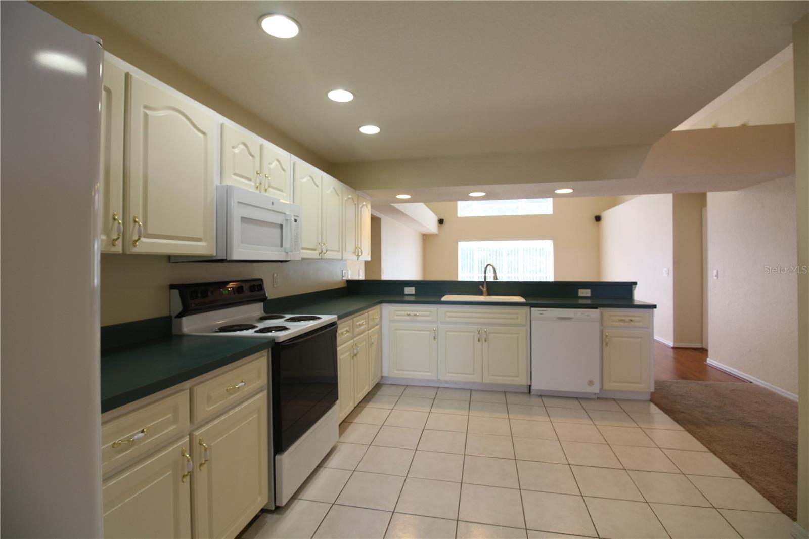 2313 COLONY CLUB DR, LAKELAND, FL, 33813