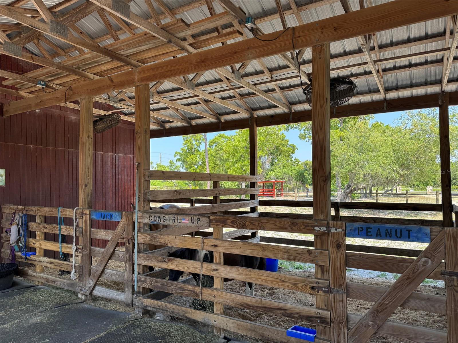 31331 WASHINGTON LOOP RD, PUNTA GORDA, FL, 33982