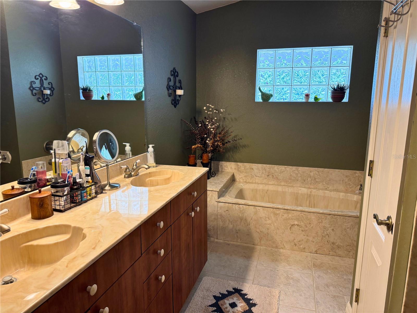 31331 WASHINGTON LOOP RD, PUNTA GORDA, FL, 33982