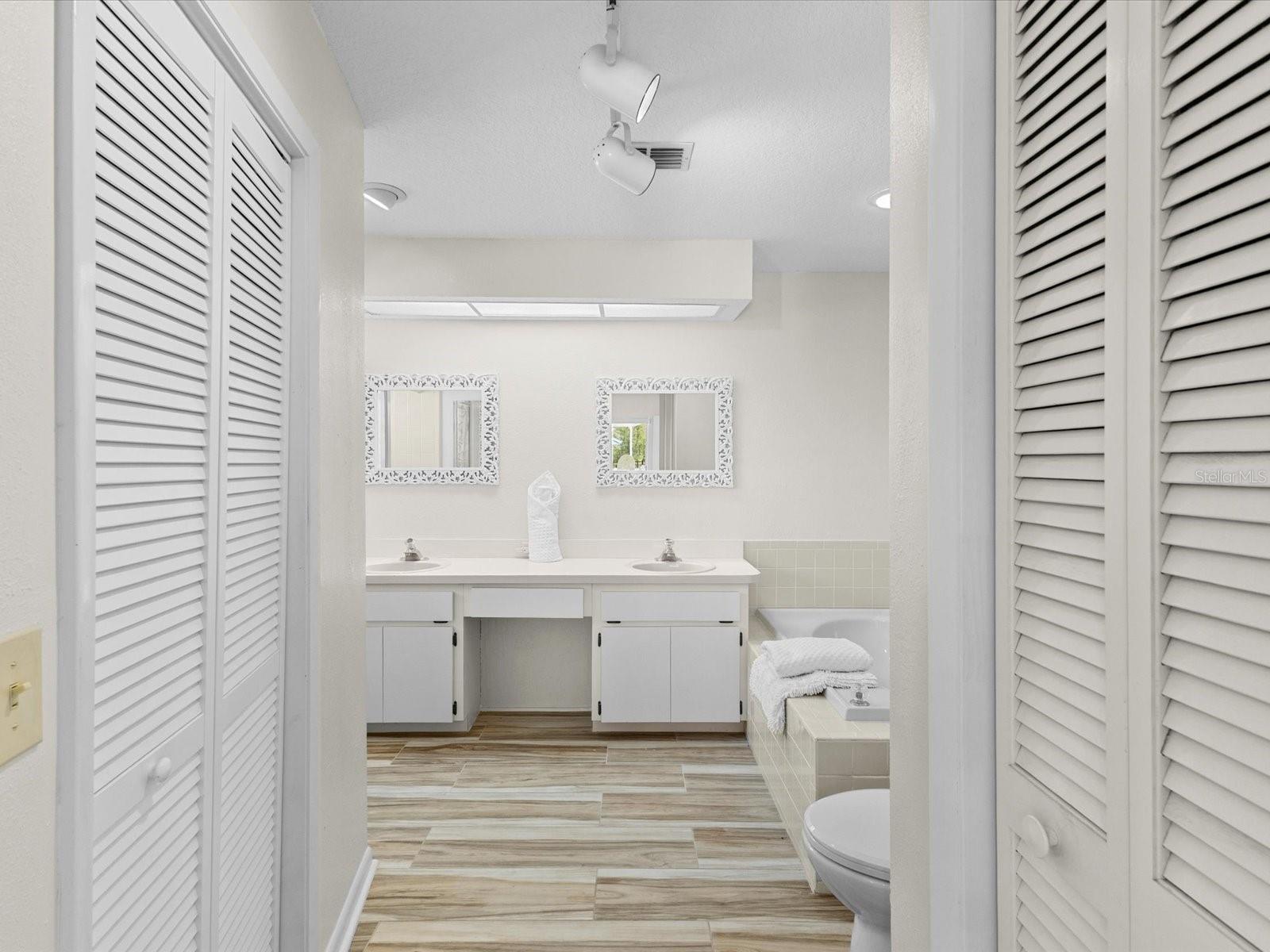 8052 SPRING HILL DR, SPRING HILL, FL, 34606