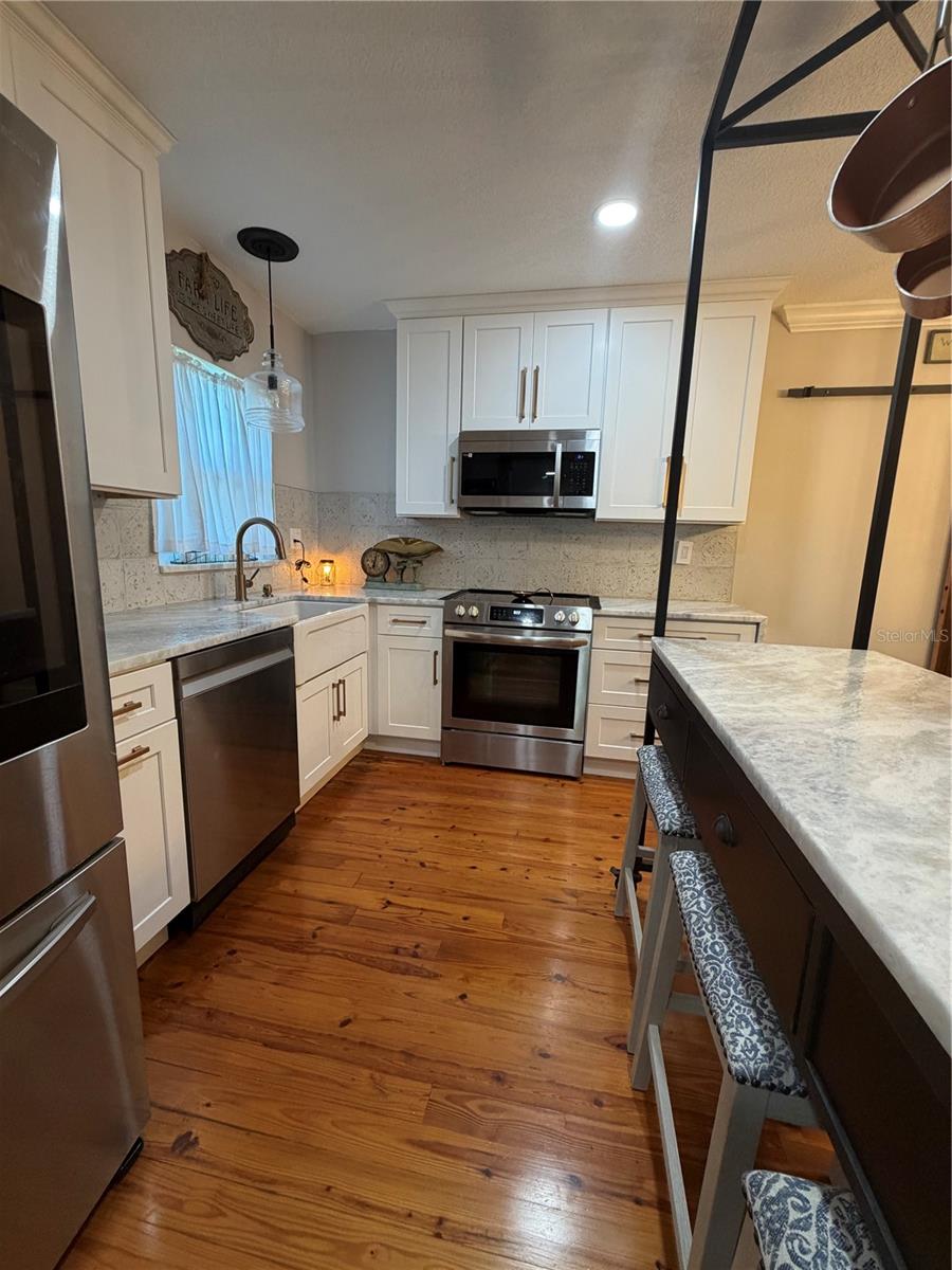 1570 IMPERIAL AVE, BARTOW, FL, 33830