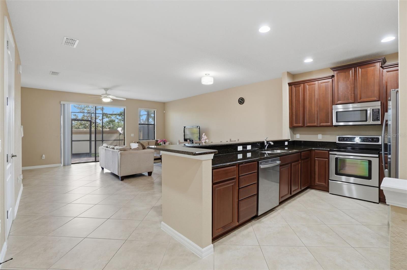 8076 PRESTBURY DR, ORLANDO, FL, 32832