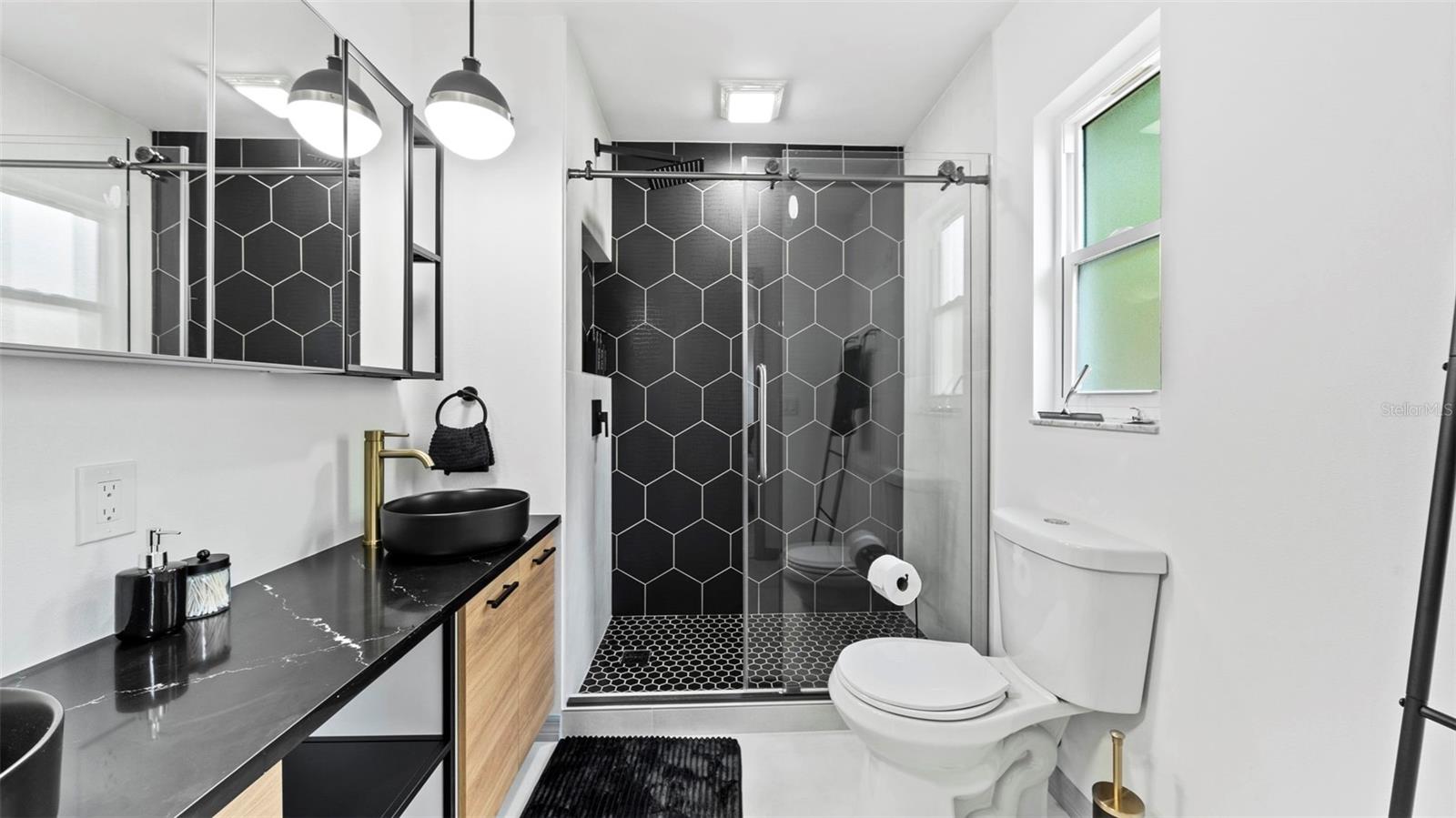 11123 117TH WAY, SEMINOLE, FL, 33778