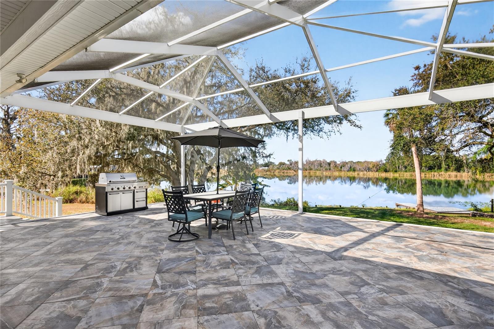 260 S CENTRAL AVE, UMATILLA, FL, 32784