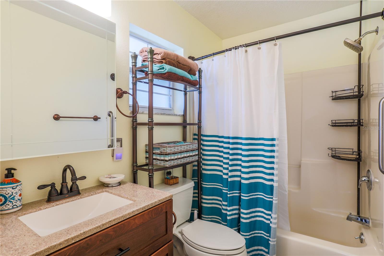 260 S CENTRAL AVE, UMATILLA, FL, 32784