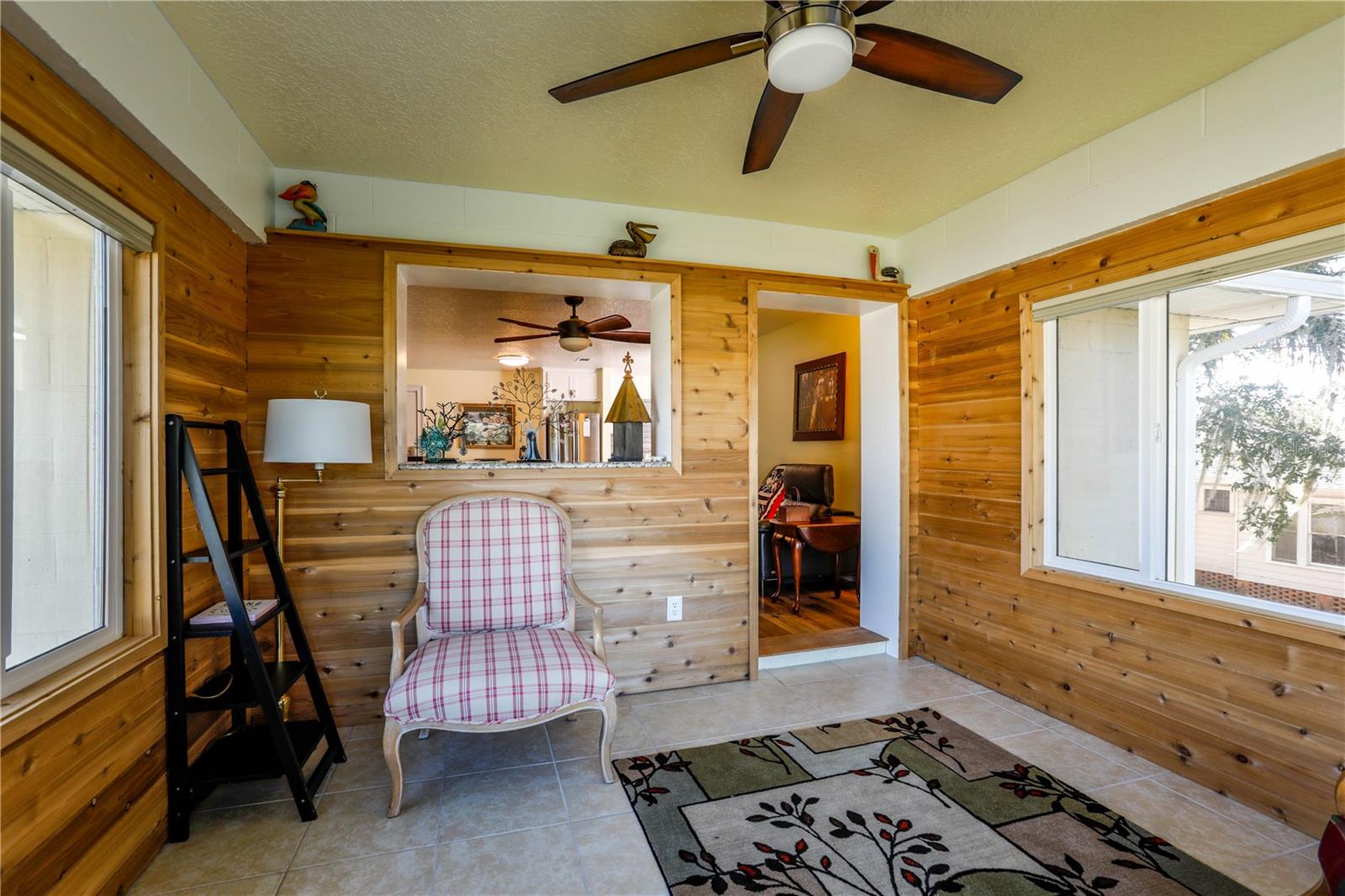 260 S CENTRAL AVE, UMATILLA, FL, 32784